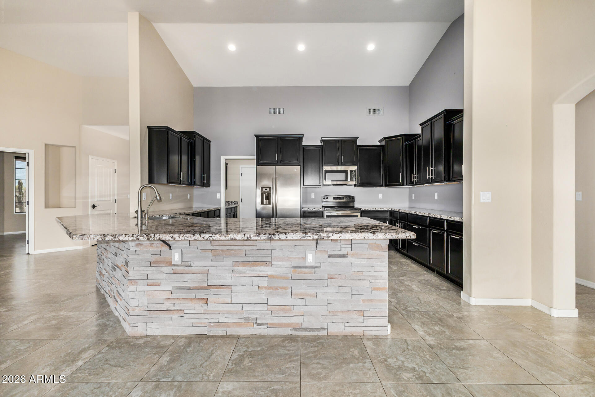 39730 North New River Road Phoenix, AZ 85086 - Photo 10 of 46 13 - New River