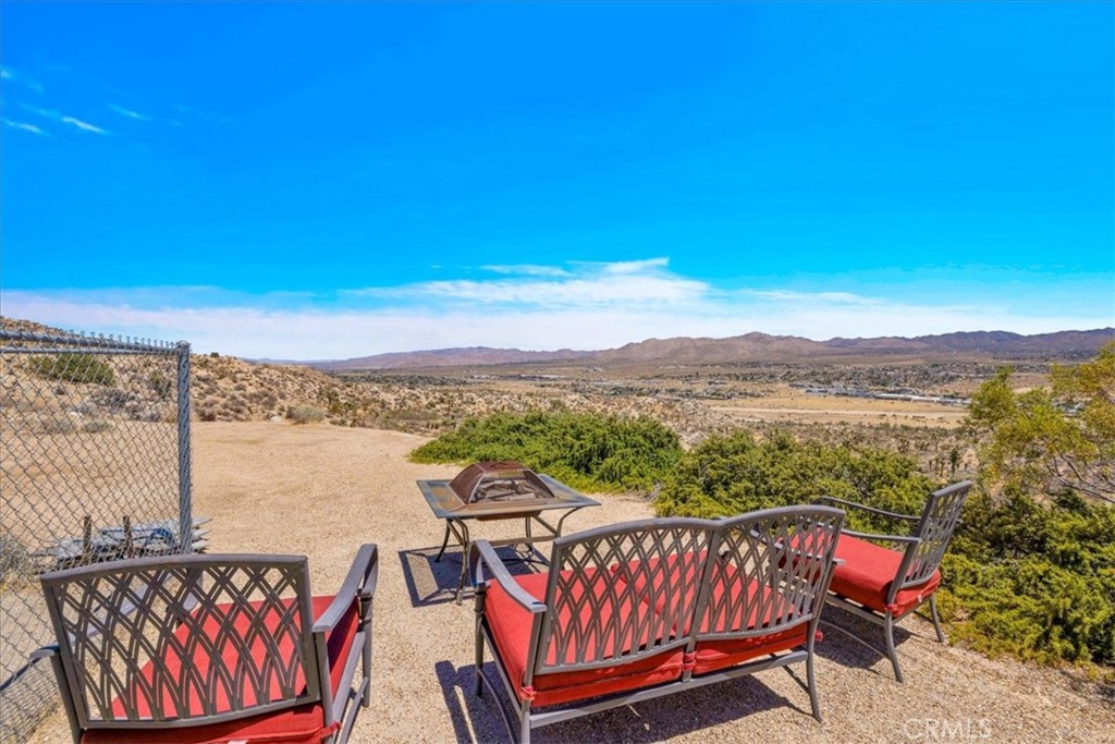 6177 Mandarin Road Yucca Valley, CA 92284 - Photo 37 of 58