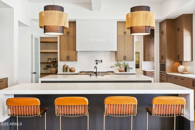 $5,180,000 | 8125 East Gail Road, Scottsdale, AZ 85260