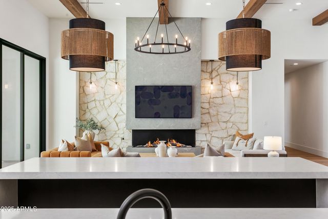 $5,180,000 | 8125 East Gail Road, Scottsdale, AZ 85260