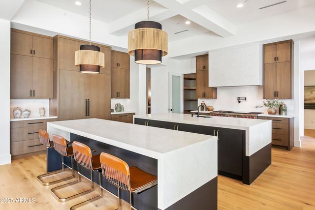 $5,180,000 | 8125 East Gail Road, Scottsdale, AZ 85260