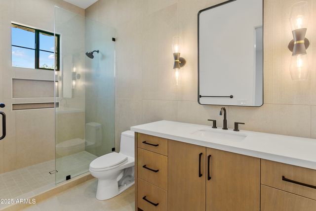 $5,180,000 | 8125 East Gail Road, Scottsdale, AZ 85260