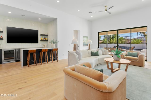 $5,180,000 | 8125 East Gail Road, Scottsdale, AZ 85260