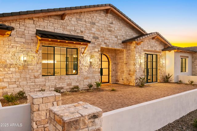 $5,180,000 | 8125 East Gail Road, Scottsdale, AZ 85260