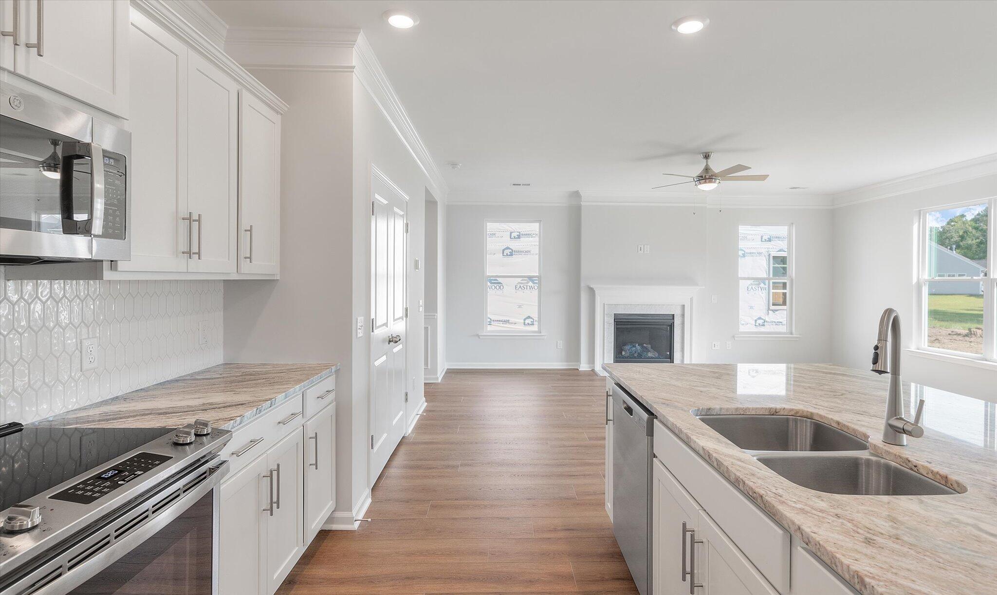 2838 Otranto Road North Charleston, SC 29406 - Photo 17 of 23 Kitchen