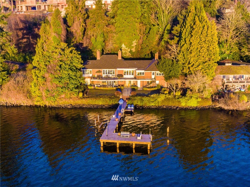 6503 Northeast Windermere Road Seattle, WA 98105 - Photo 15 of 18