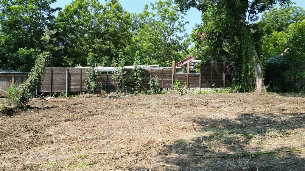 Tbd Arthur Street Elgin, TX 78621 - Photo 10 of 15 a backyard of a house with lots of green space