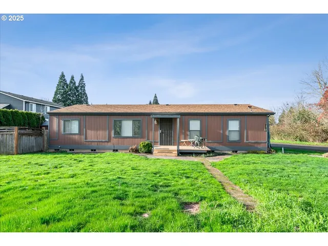$390,000 | 2305 Fisher Road Northeast, Salem, OR 97305