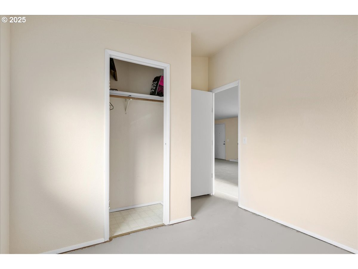 2305 Fisher Road Northeast Salem, OR 97305 - Photo 22 of 29