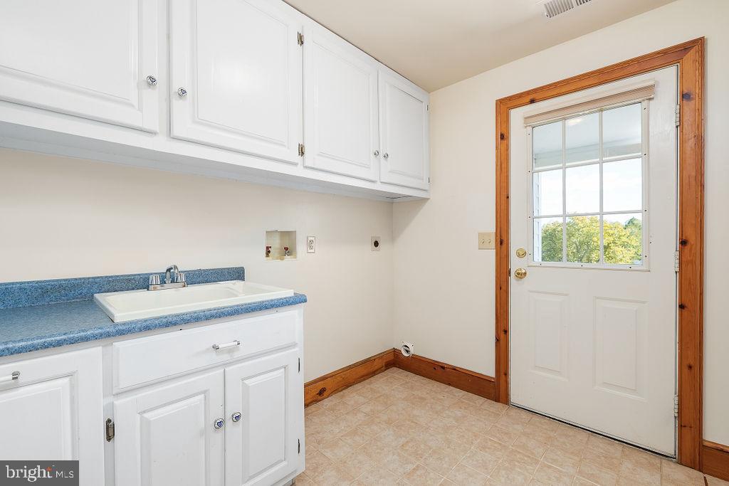 10134 Conde Road Marshall, VA 20115 - Photo 21 of 75