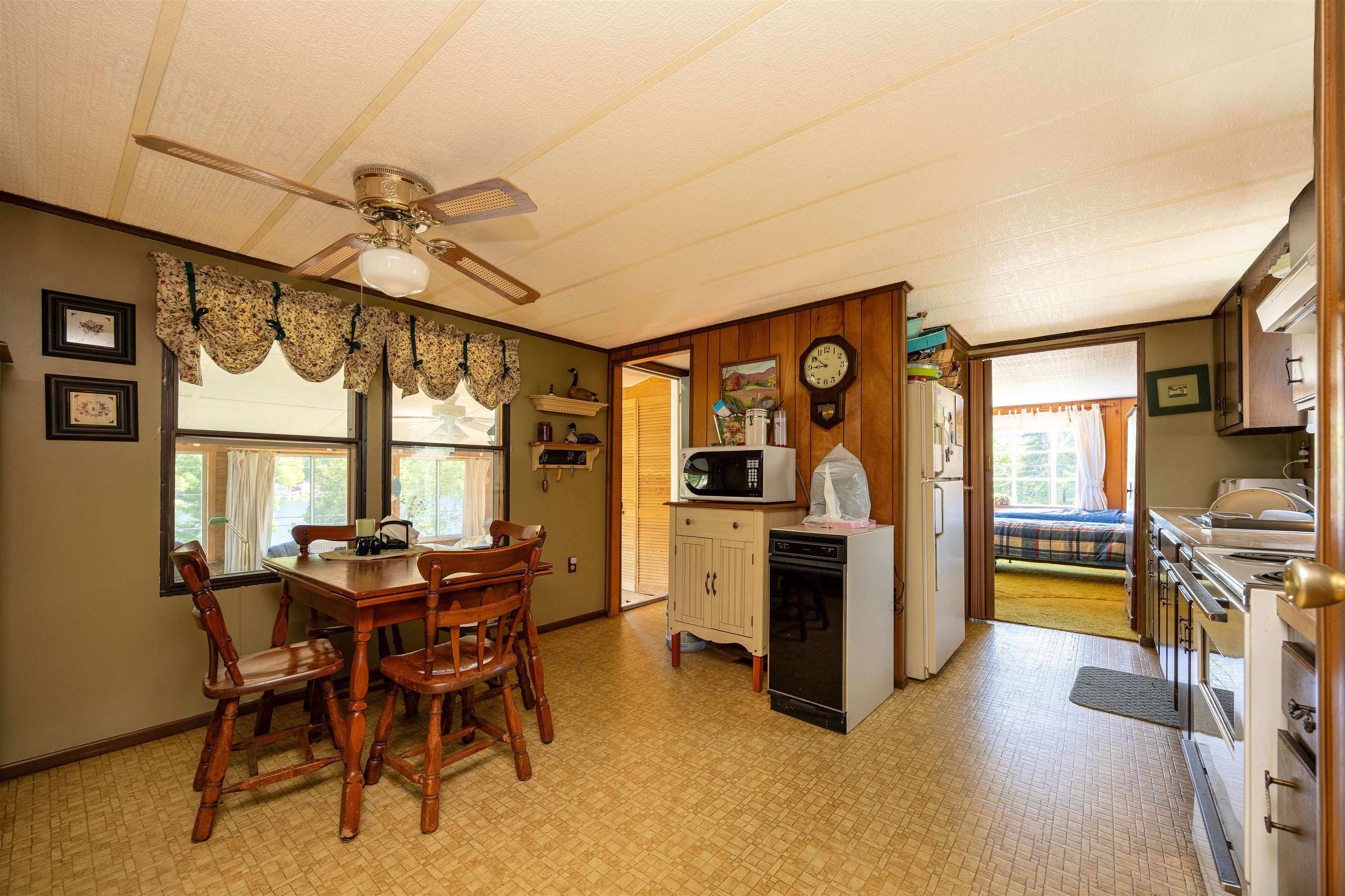 81 Shoreline Drive Barnet, VT 05821 - Photo 16 of 40