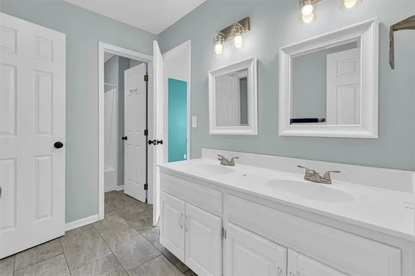 $445,000 | 8120 Northwest Delta Drive, Kansas City, MO 64151
