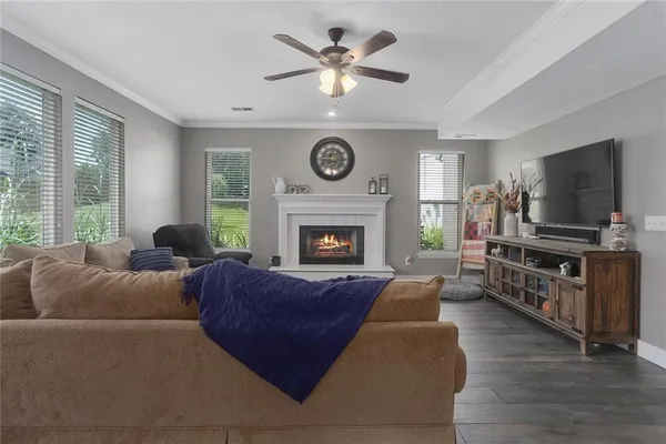 $445,000 | 8120 Northwest Delta Drive, Kansas City, MO 64151
