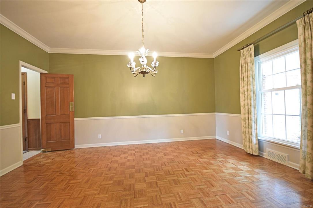 719 Champeix Lane St. Louis, MO 63141 - Photo 8 of 27