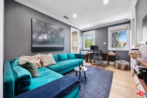 $13,995 | 4225 Alcove Avenue, Studio City, CA 91604