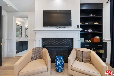 $13,995 | 4225 Alcove Avenue, Studio City, CA 91604