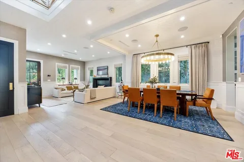 $13,995 | 4225 Alcove Avenue, Studio City, CA 91604
