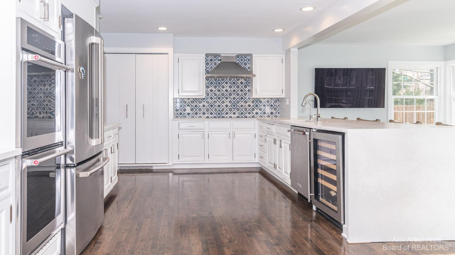 2121 Woodside Road Ann Arbor, MI 48104 - Photo 9 of 69 Photo 9
