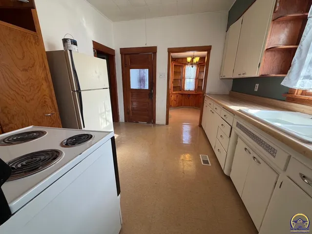 $89,000 | 618 Southwest Fillmore Street, Topeka, KS 66606