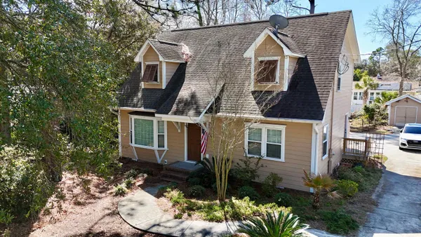 $2,300 | 613 62nd Avenue North, Myrtle Beach, SC 29572