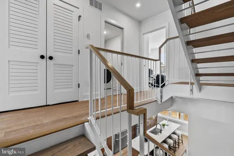 $1,190,000 | 749 North Capitol Street, Philadelphia, PA 19130