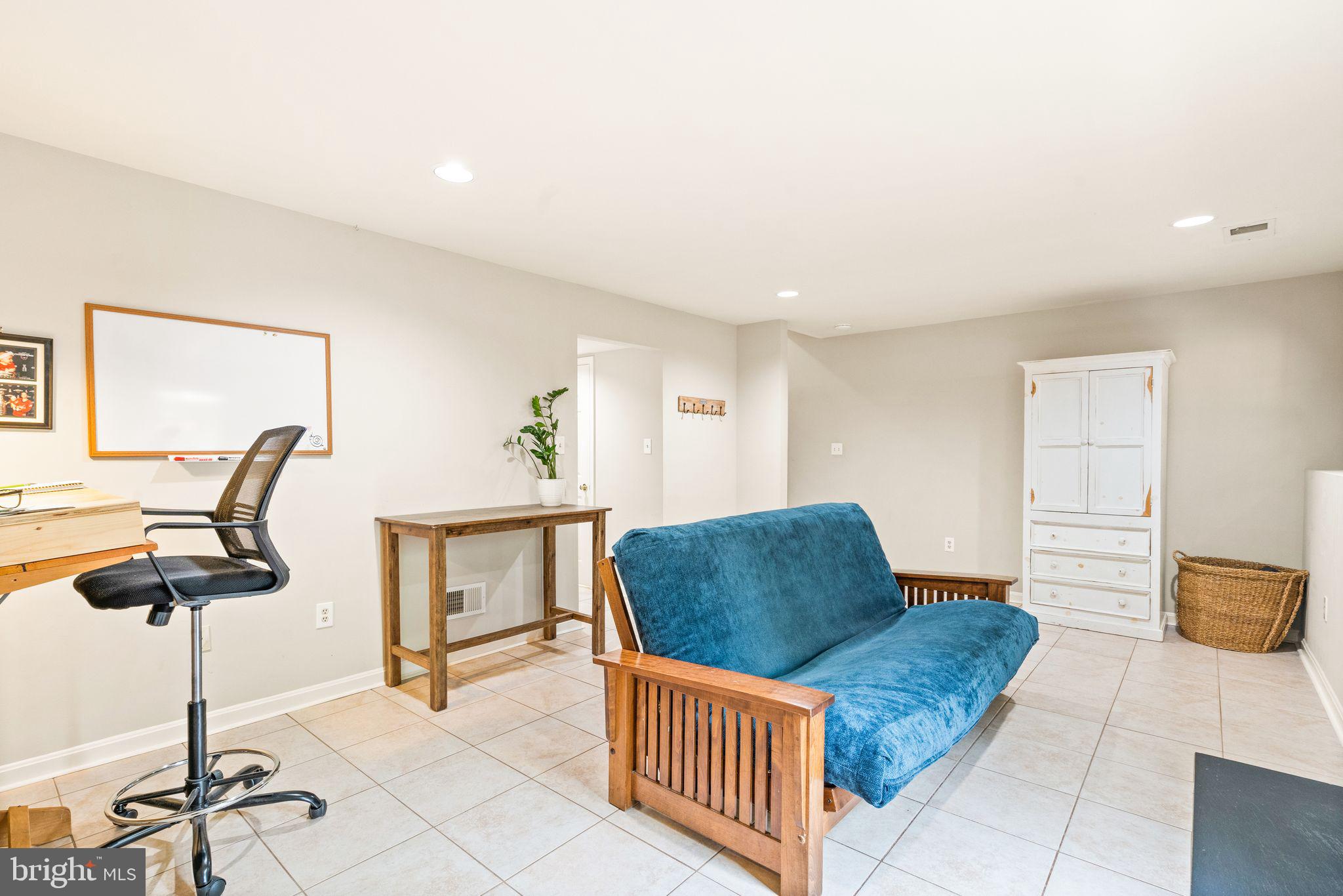 47644 Comer Square Sterling, VA 20165 - Photo 35 of 39 Lower level