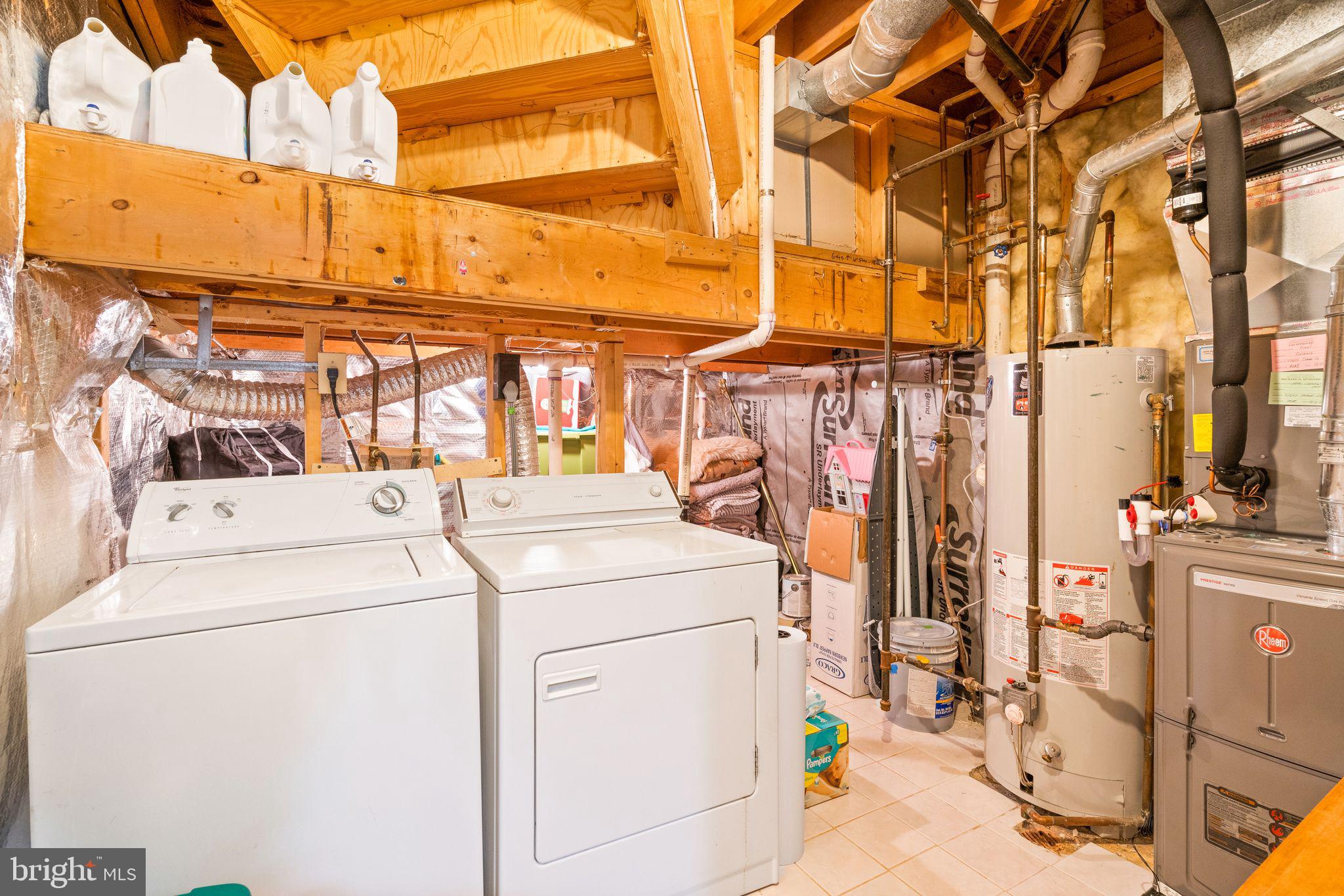 47644 Comer Square Sterling, VA 20165 - Photo 37 of 39 Laundry and storage area