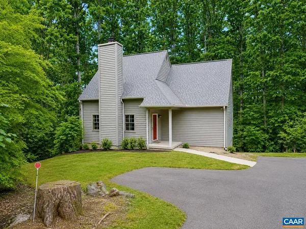 $450,000 | 1471 Gray Stone Court, Charlottesville, VA 22902