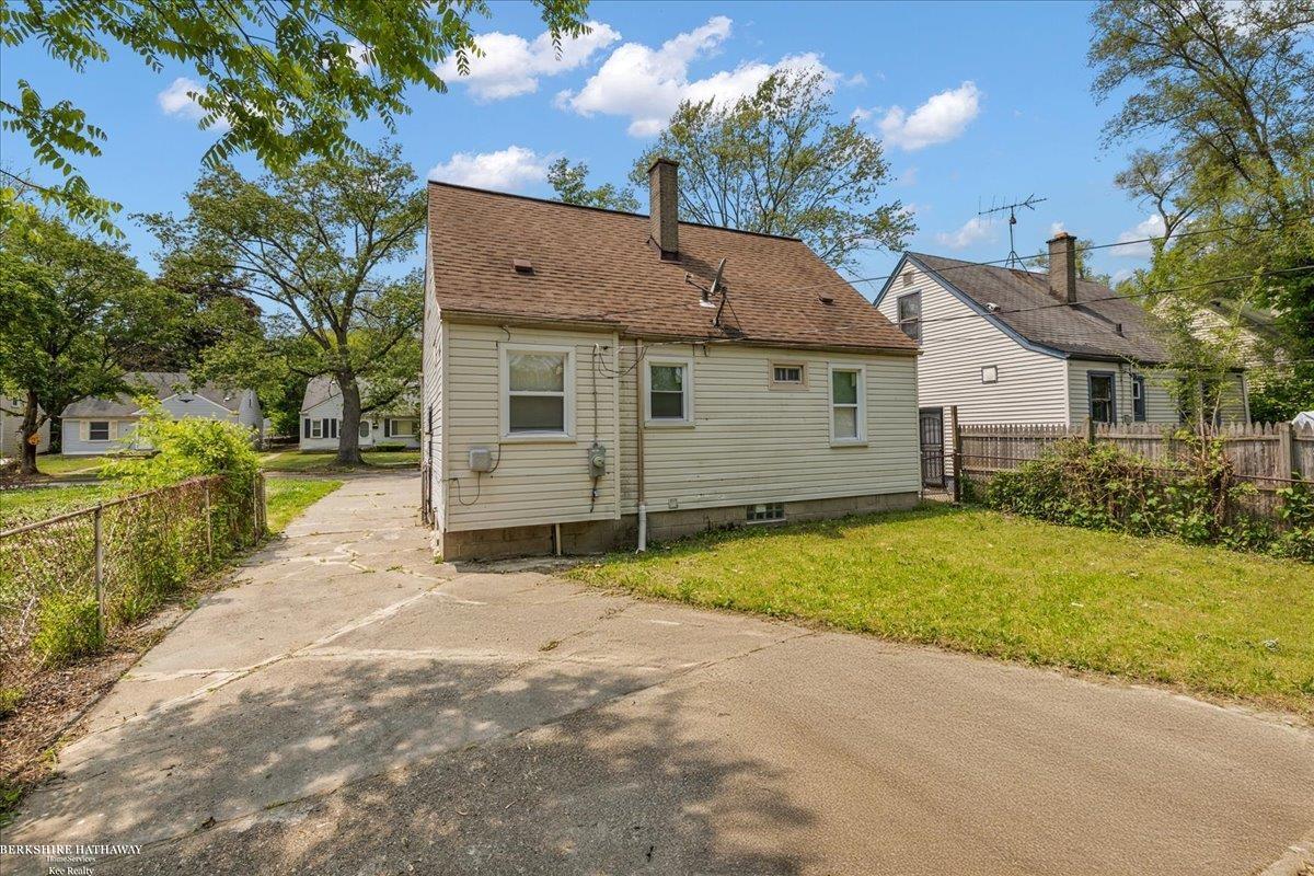 16630 Winston Street Detroit, MI 48219 - Photo 21 of 22