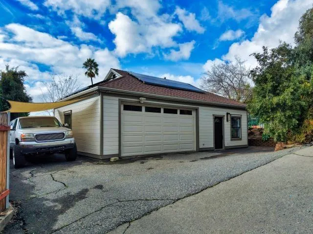 602 South Grape Street, Unit A Escondido, CA 92025 - Photo 2 of 31 a view of a car garage
