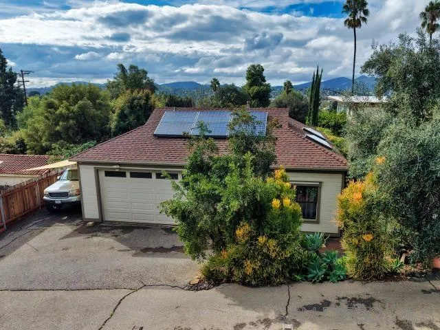 602 South Grape Street, Unit A Escondido, CA 92025 - Photo 4 of 31 a view of a house with a garden