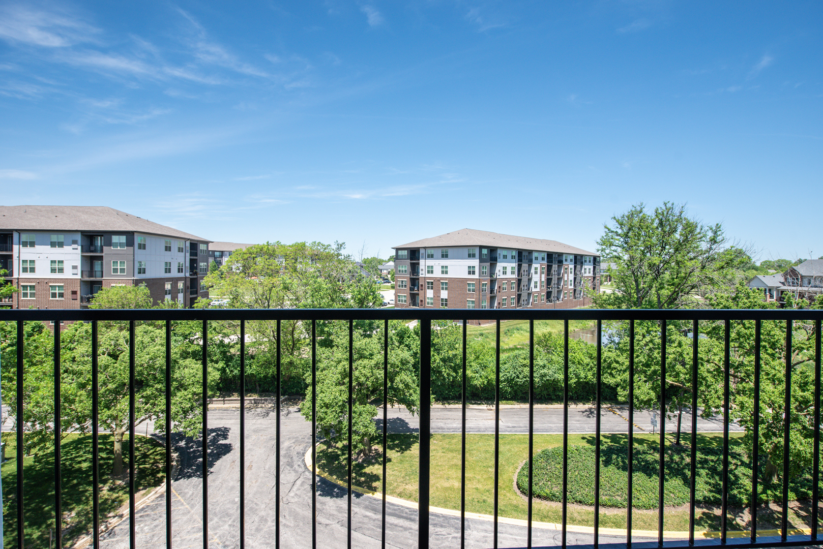 2015 South Finley Road, Unit 612 Lombard, IL 60148 - Photo 25 of 26