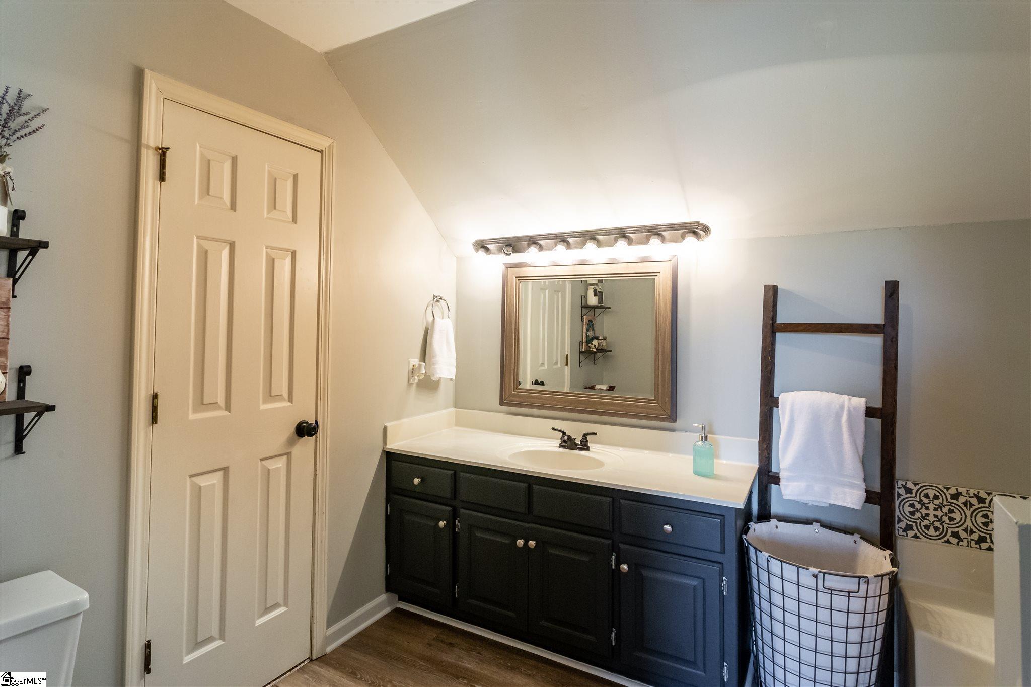 2308 Fairview Road Fountain Inn, SC 29644 - Photo 22 of 31
