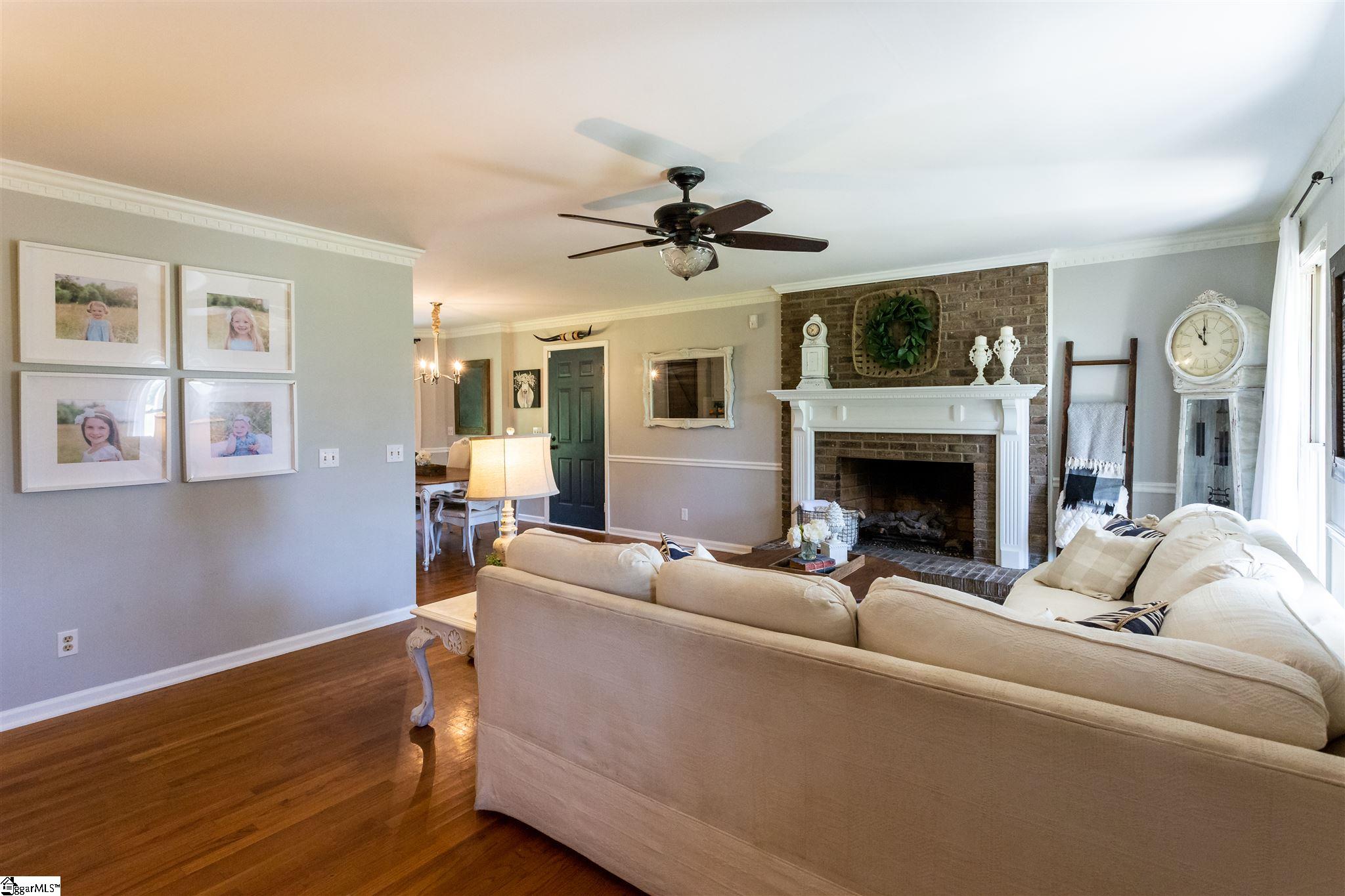 2308 Fairview Road Fountain Inn, SC 29644 - Photo 5 of 31