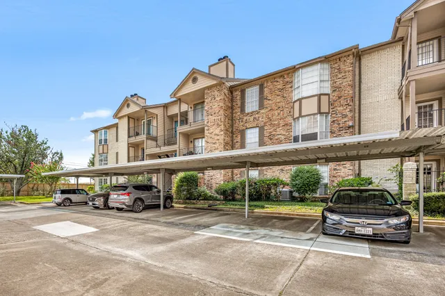 $135,000 | 2121 Hepburn Street, Unit 710, Houston, TX 77054
