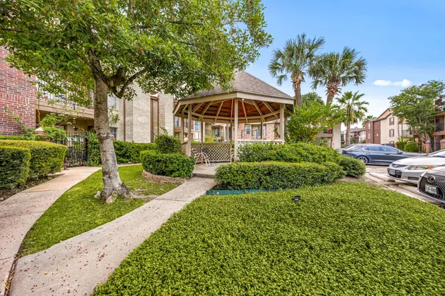 $135,000 | 2121 Hepburn Street, Unit 710, Houston, TX 77054