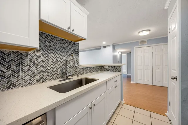 $135,000 | 2121 Hepburn Street, Unit 710, Houston, TX 77054