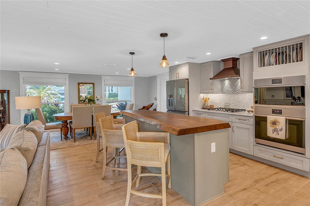 504 68th Street Holmes Beach, FL 34217 - Photo 12 of 25