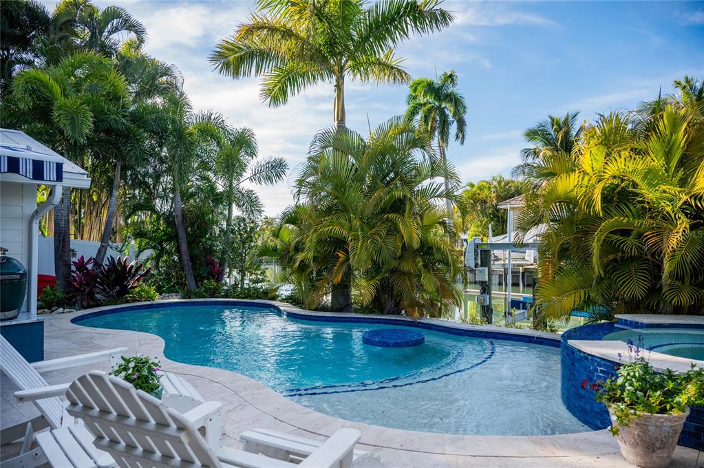 504 68th Street Holmes Beach, FL 34217 - Photo 3 of 25