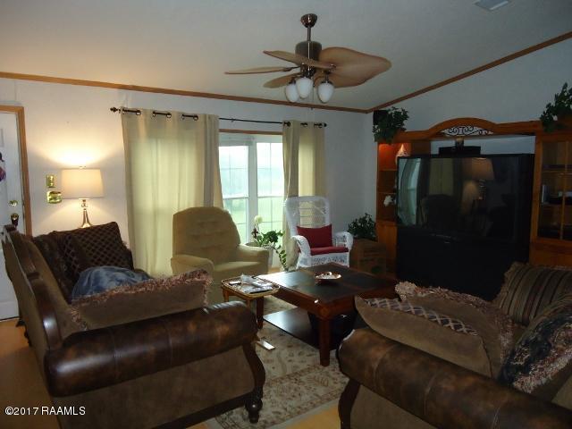 12214 Kilgore Road Jeanerette, LA 70544 - Photo 11 of 18 012 (640x480)