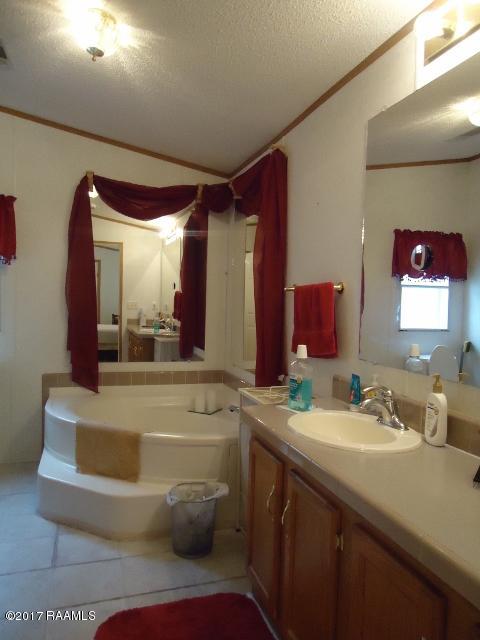 12214 Kilgore Road Jeanerette, LA 70544 - Photo 17 of 18 020 (480x640)