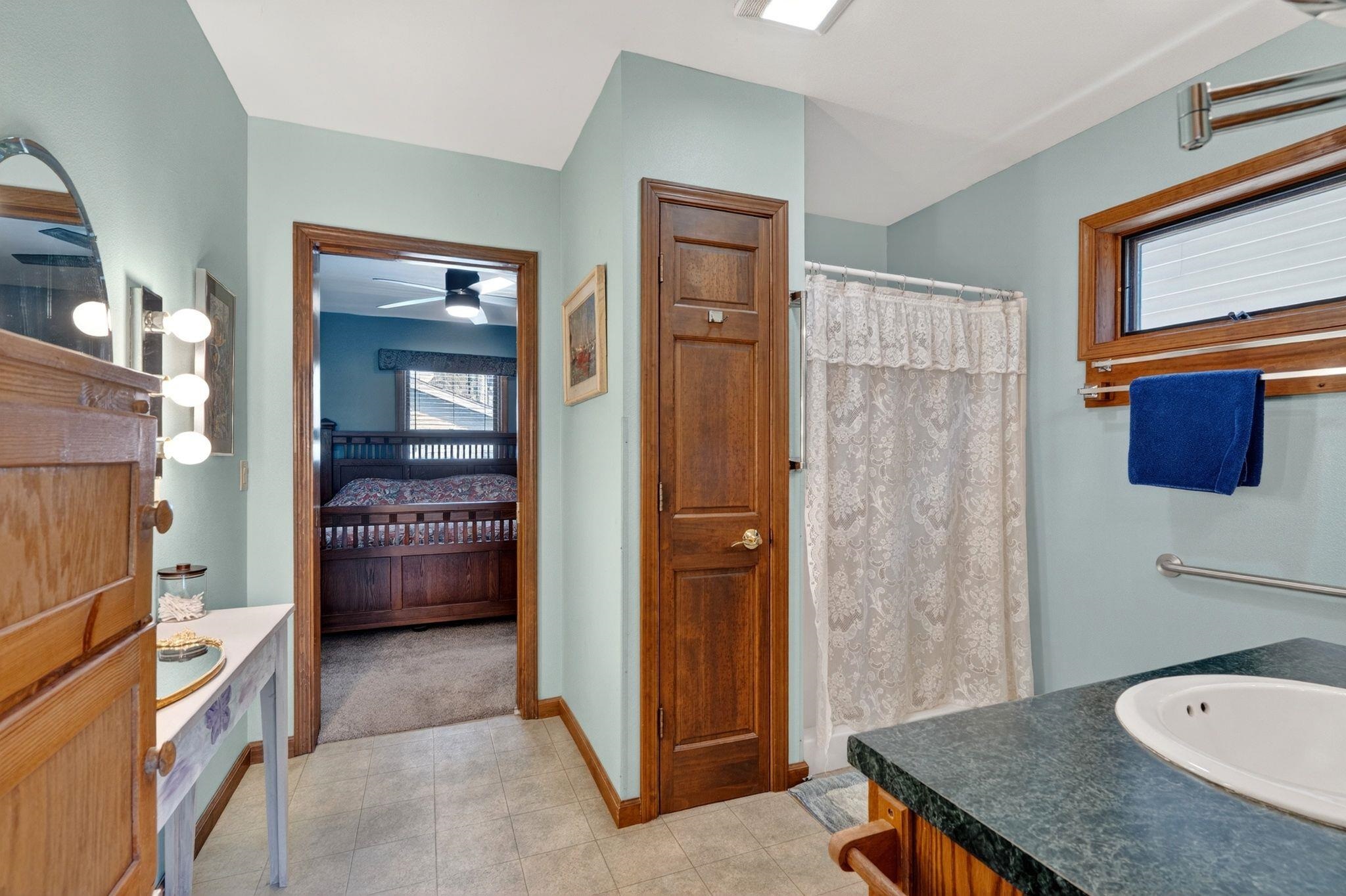 16503 Thelen Road Mountain, WI 54149 - Photo 25 of 81