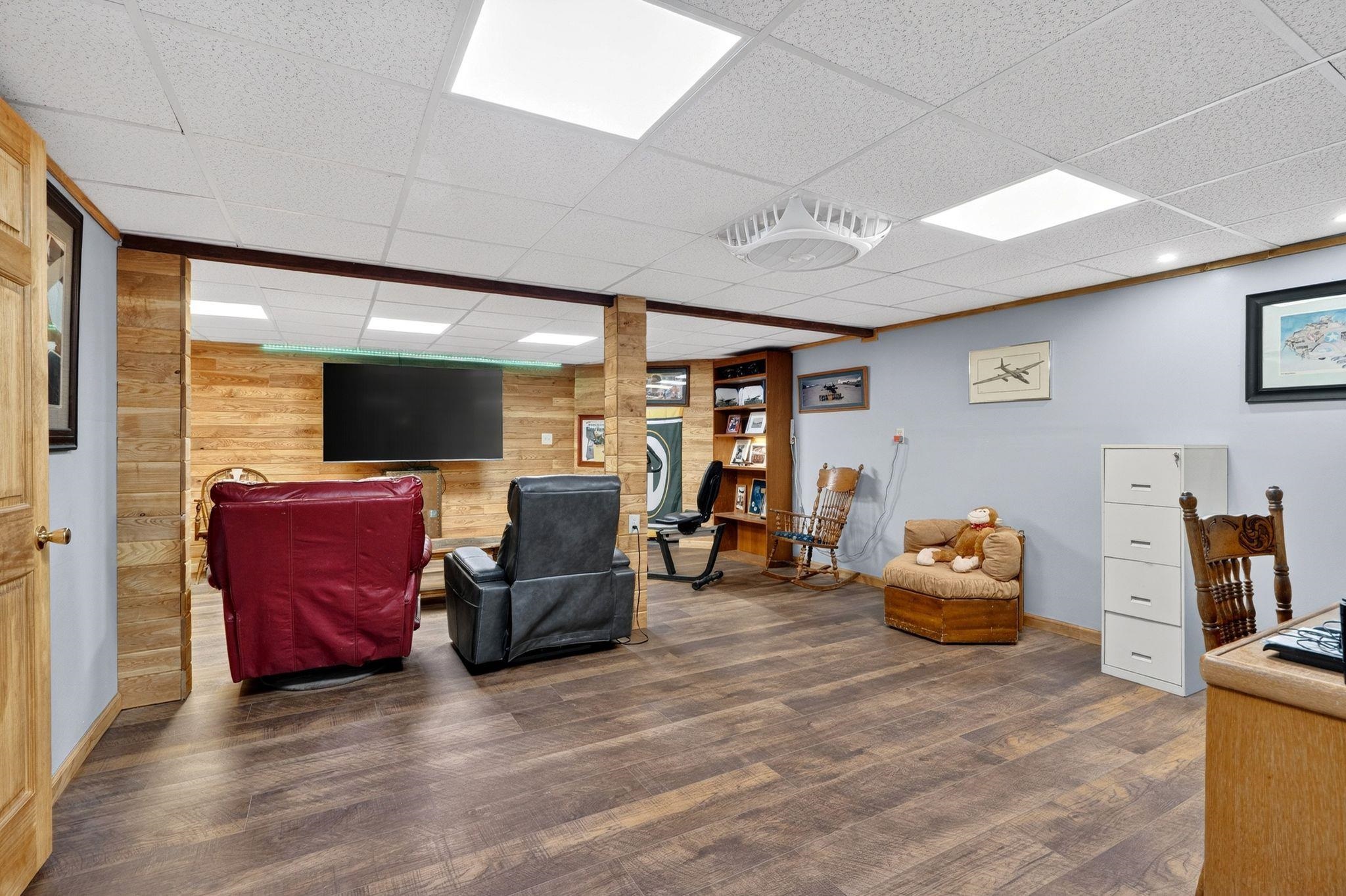 16503 Thelen Road Mountain, WI 54149 - Photo 34 of 81