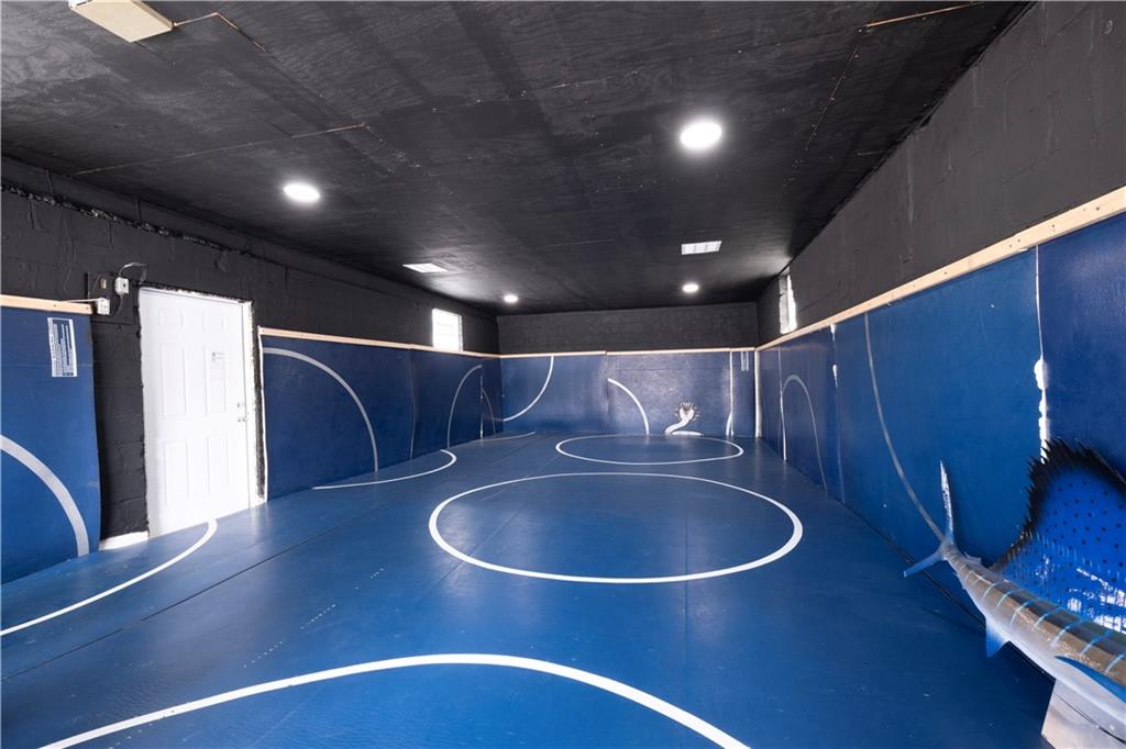 61 West Prospect Avenue Washington, PA 15301 - Photo 38 of 47