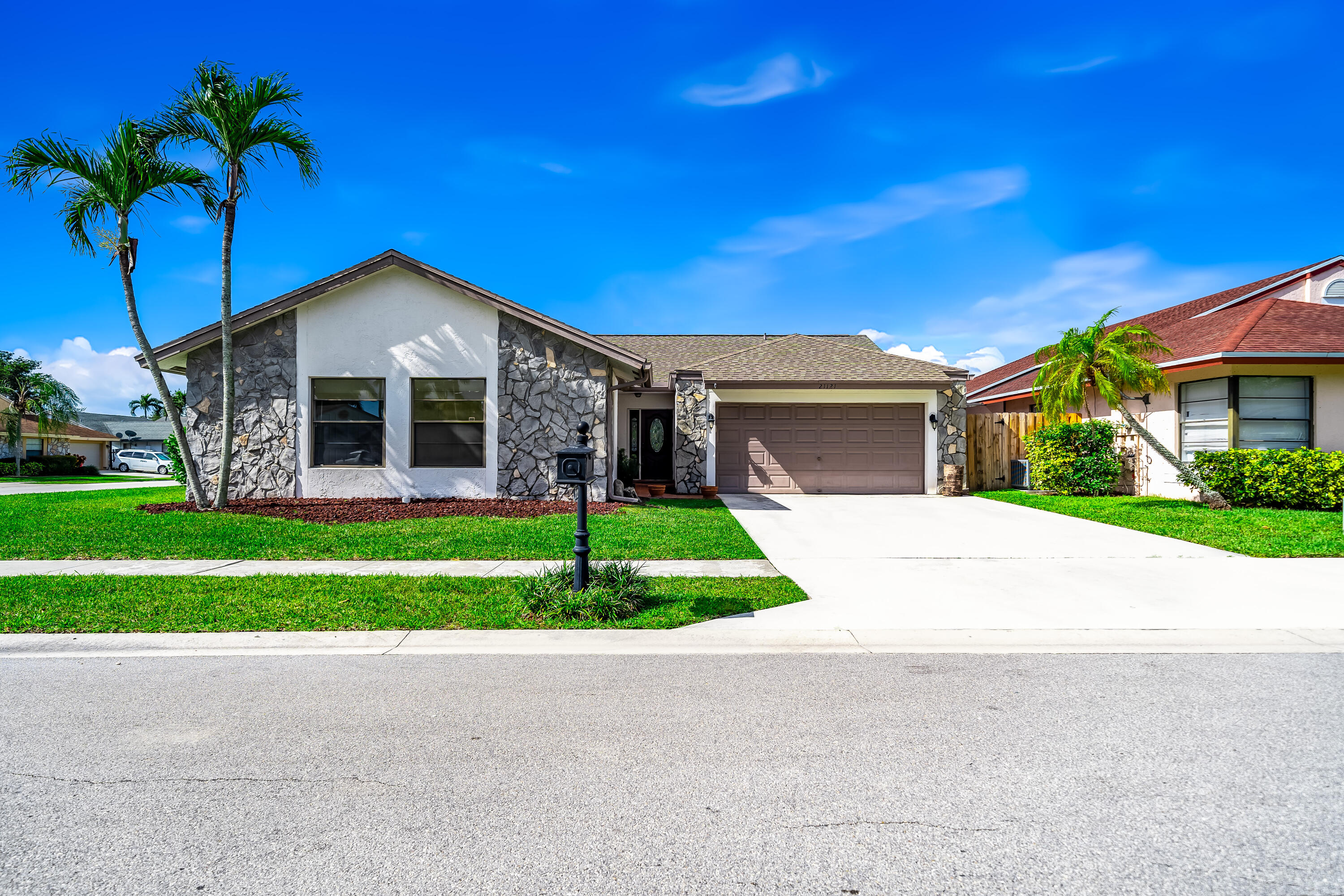 21121 Woodspring Avenue Boca Raton, FL 33428 - Photo 1 of 52 JOY07855
