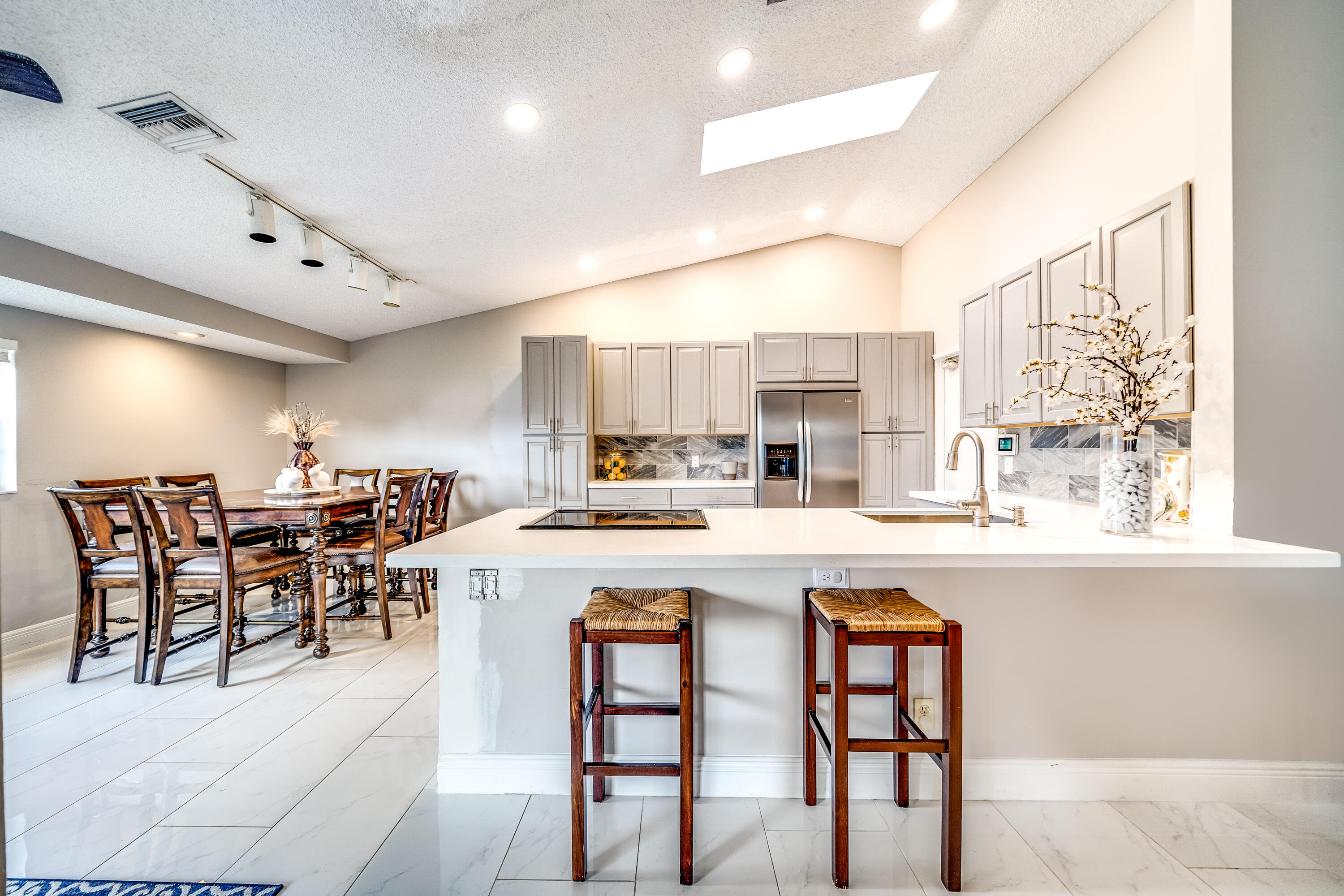 21121 Woodspring Avenue Boca Raton, FL 33428 - Photo 14 of 52 JOY07924