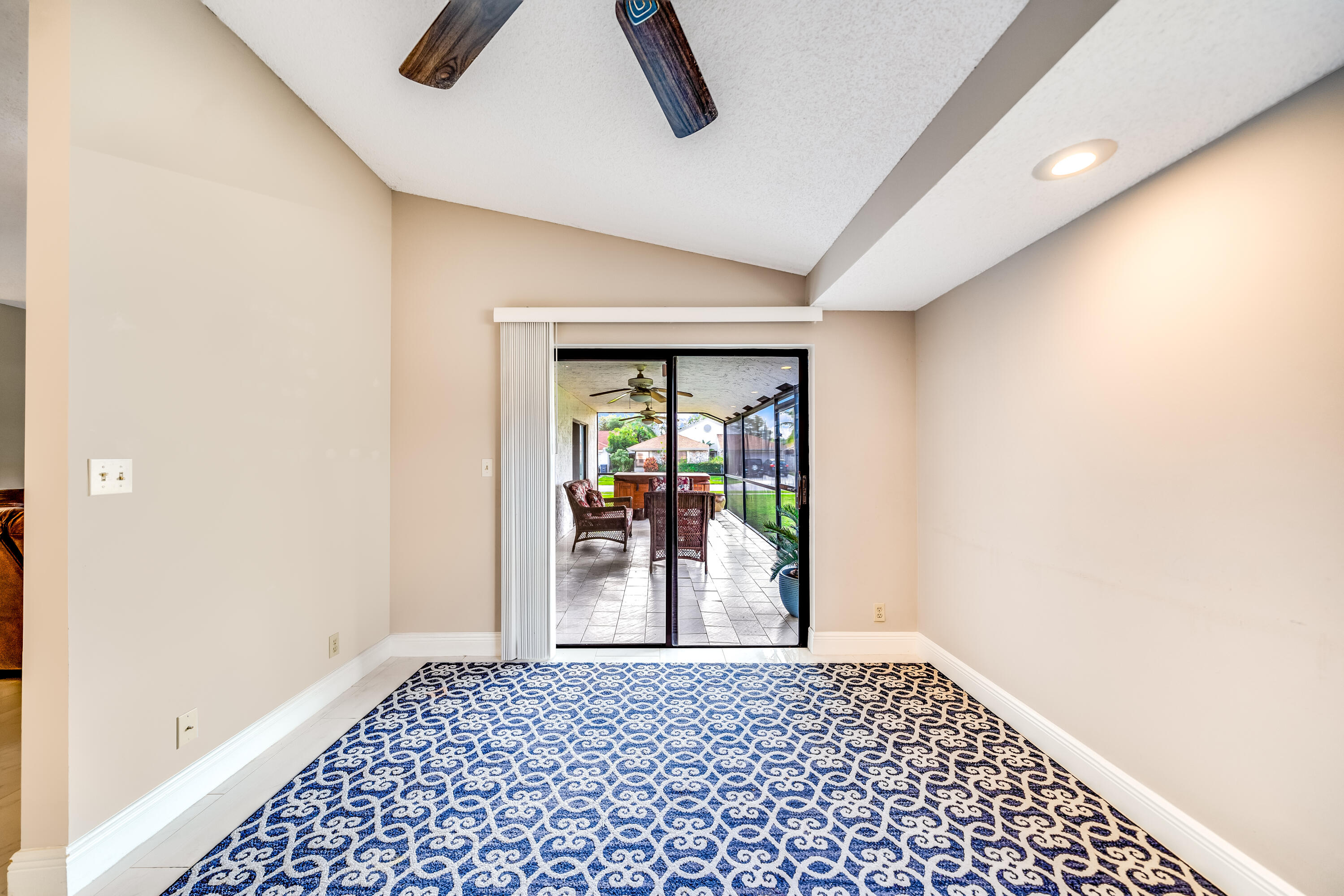 21121 Woodspring Avenue Boca Raton, FL 33428 - Photo 17 of 52 JOY07930
