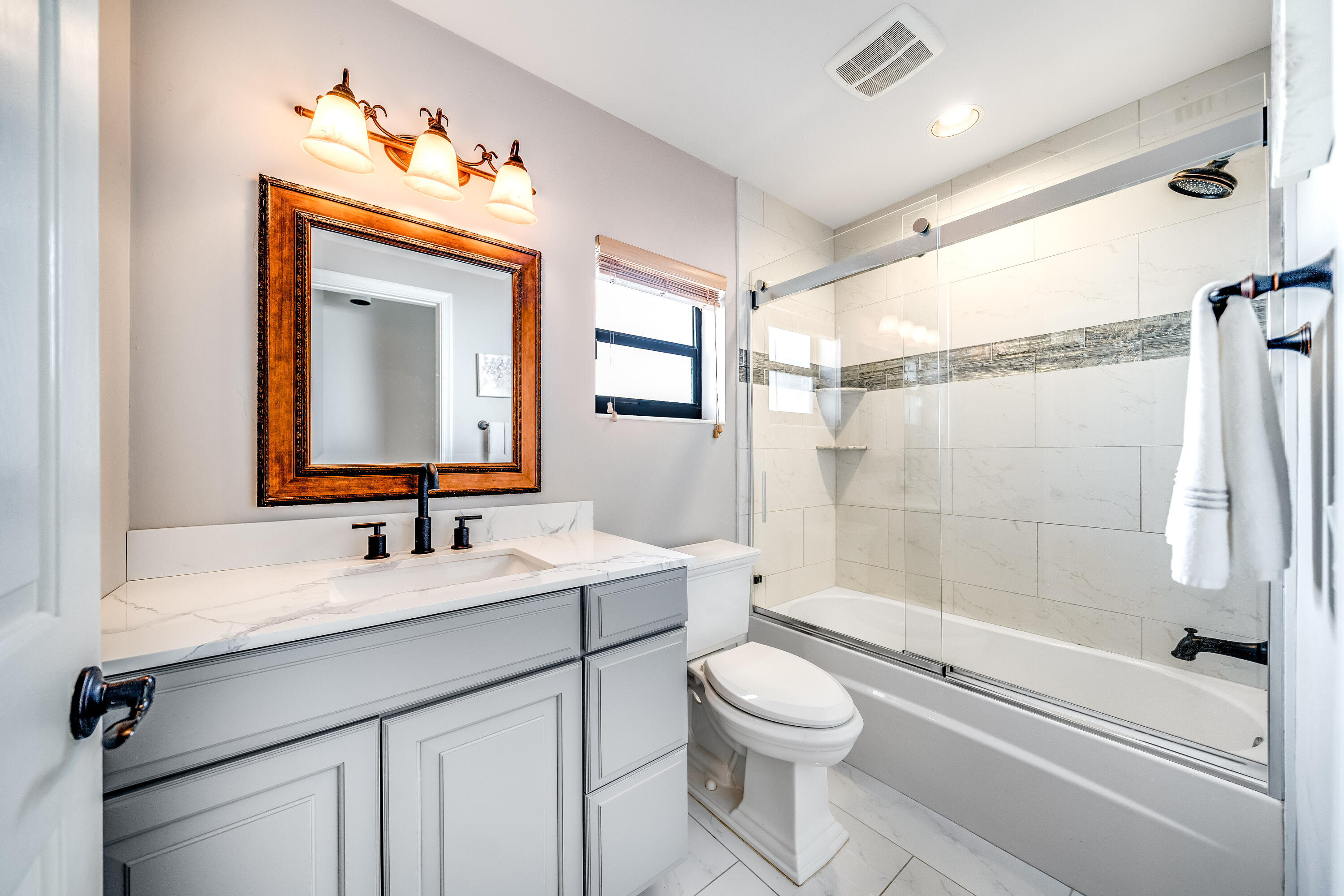 21121 Woodspring Avenue Boca Raton, FL 33428 - Photo 32 of 52 JOY07879