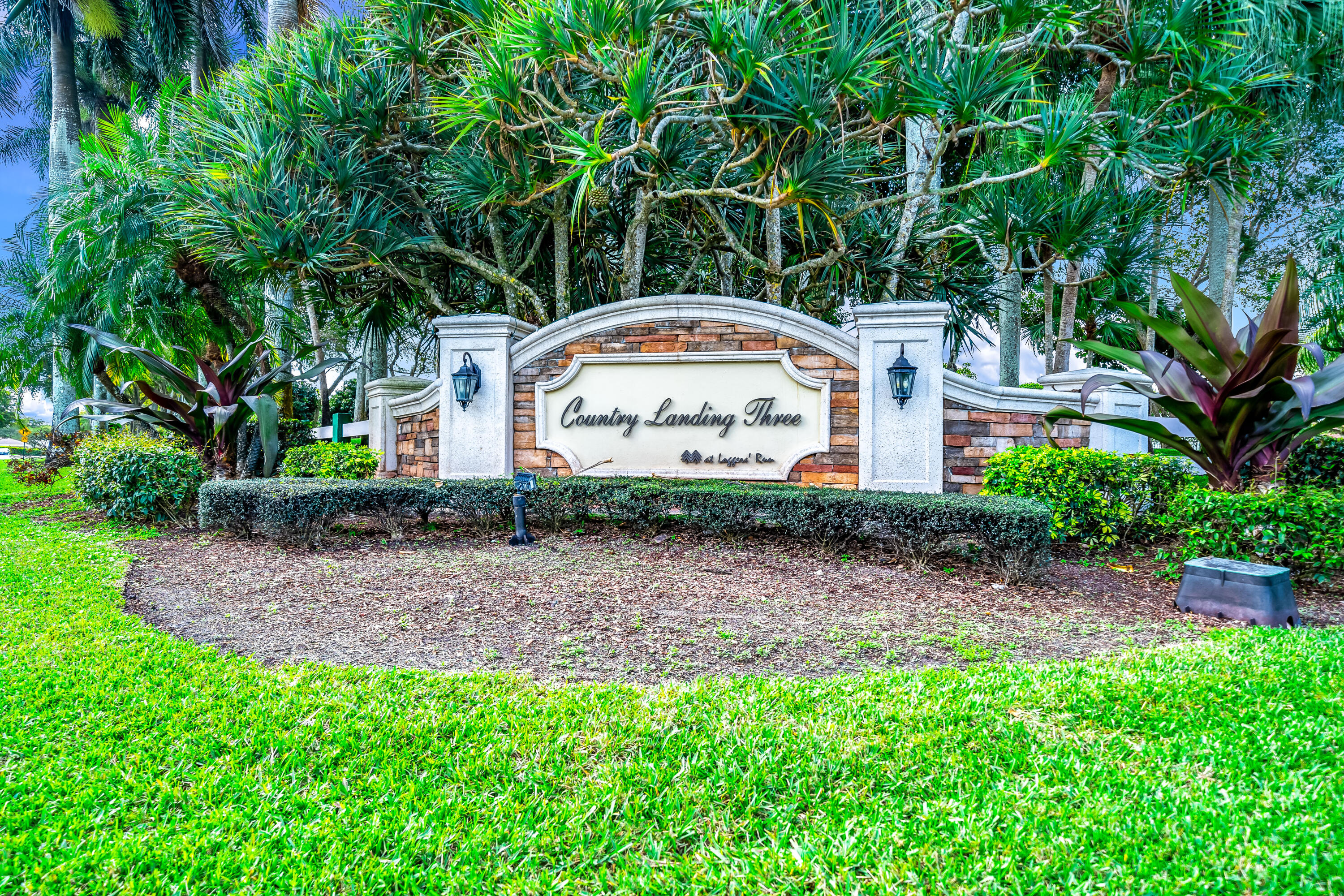 21121 Woodspring Avenue Boca Raton, FL 33428 - Photo 49 of 52 JOY08008