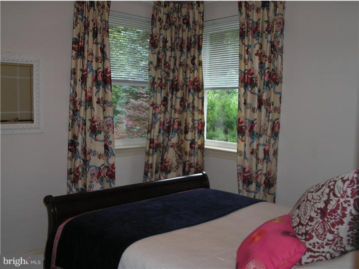 329 Crest Park Road Philadelphia, PA 19119 - Photo 12 of 16 Bedroom 2